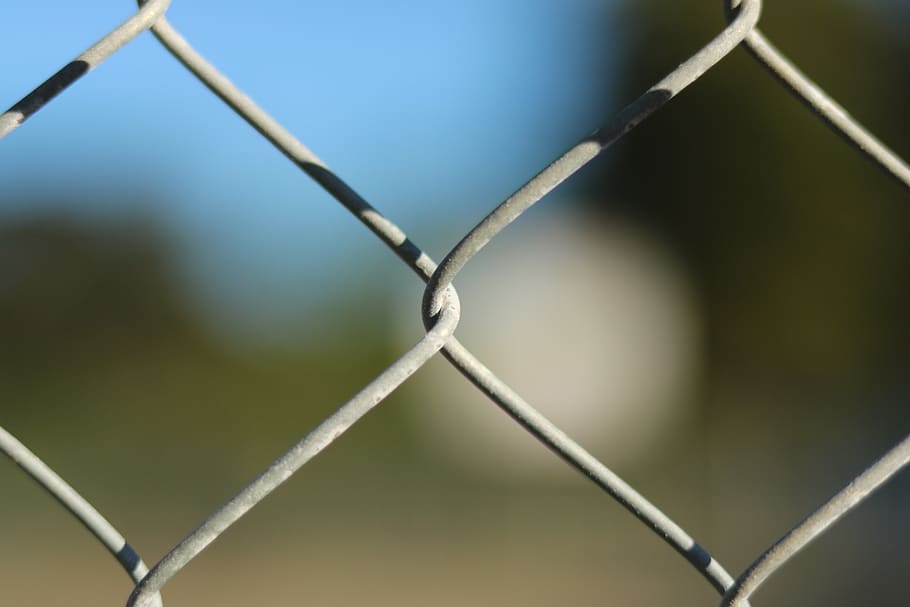 fence, aperture, blur, wire, basketball court, wire fence, metal, chain-link fence, boundary, chainlink fence
