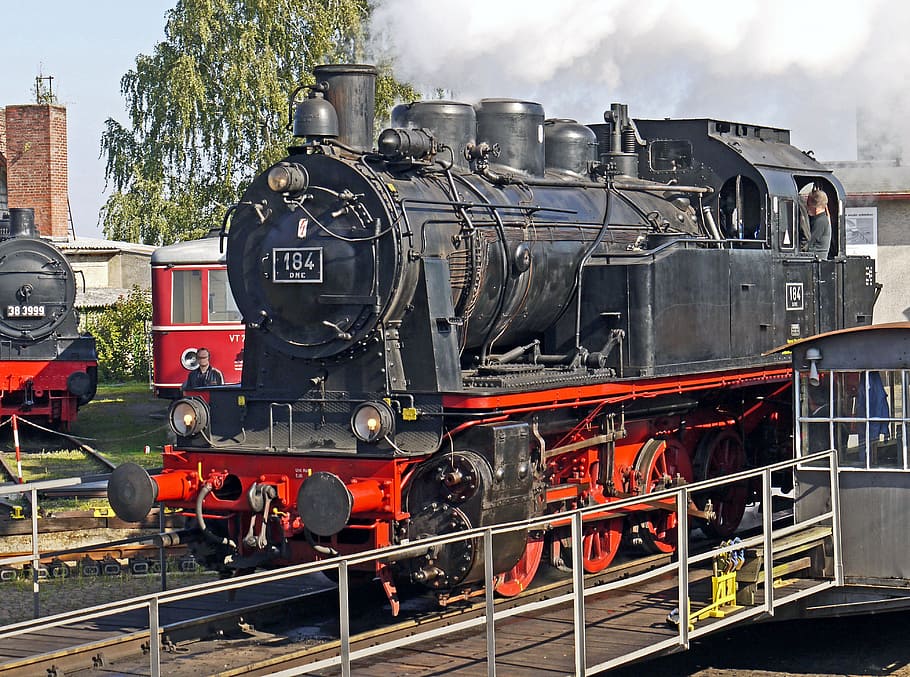 steam locomotive, elna, museum, hub, einheitslok for private railways, operational, under steam, museum day, railway museum, darmstadt kranichstein