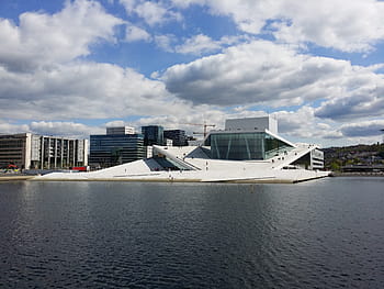 operahouse-opera-house-oslo-norway-royal