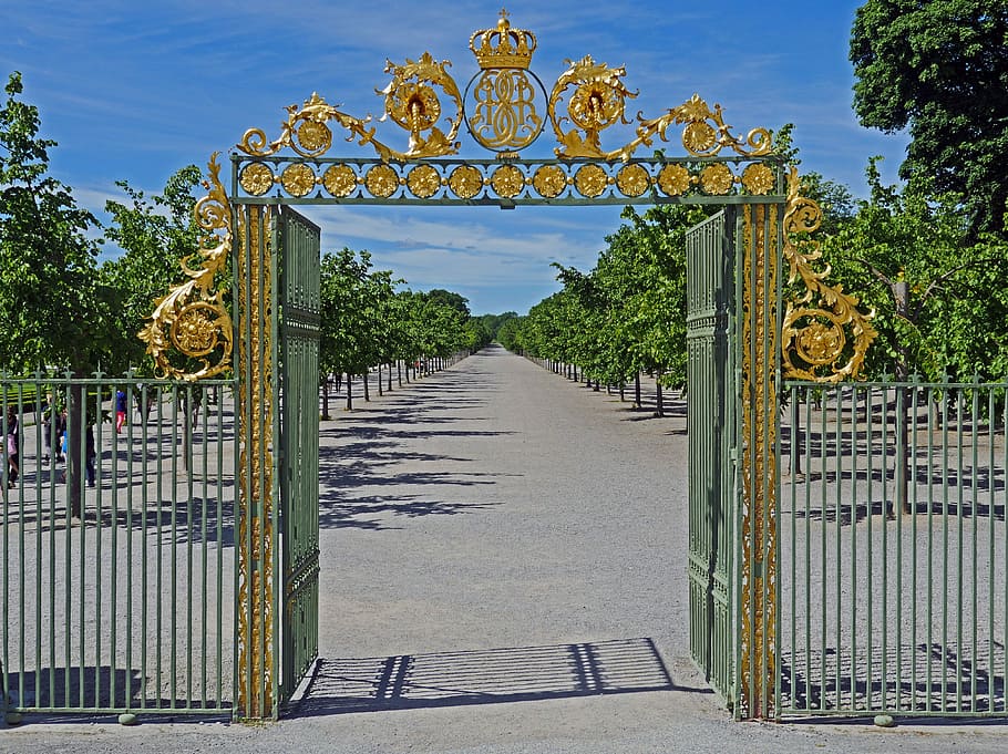 Castle Park, Parking, Gate, Input, parking gate, royal, avenue, drottningholm, sweden, monarchy