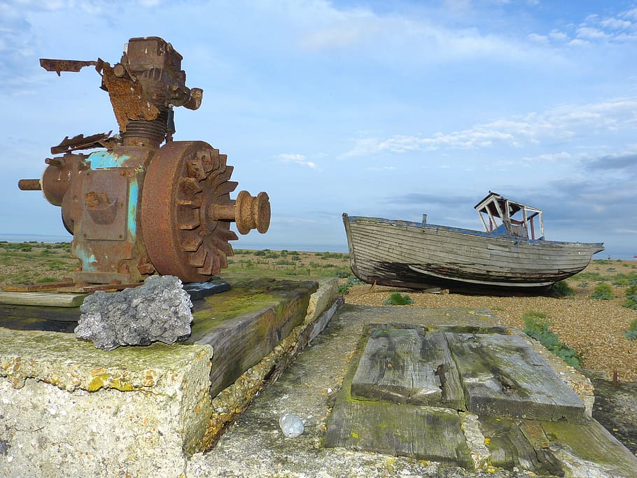dungeness, romney marsh, england, kent, south beach gland, wreck, ship, old, leave, motor