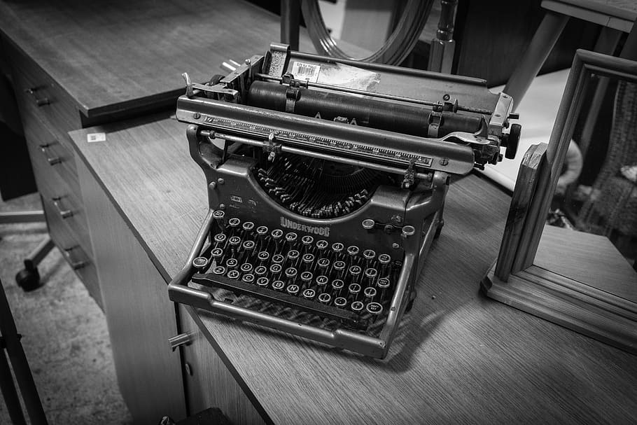 vintage, typewriter, desk, antique, writer, keys, retro, writing, journalist, office