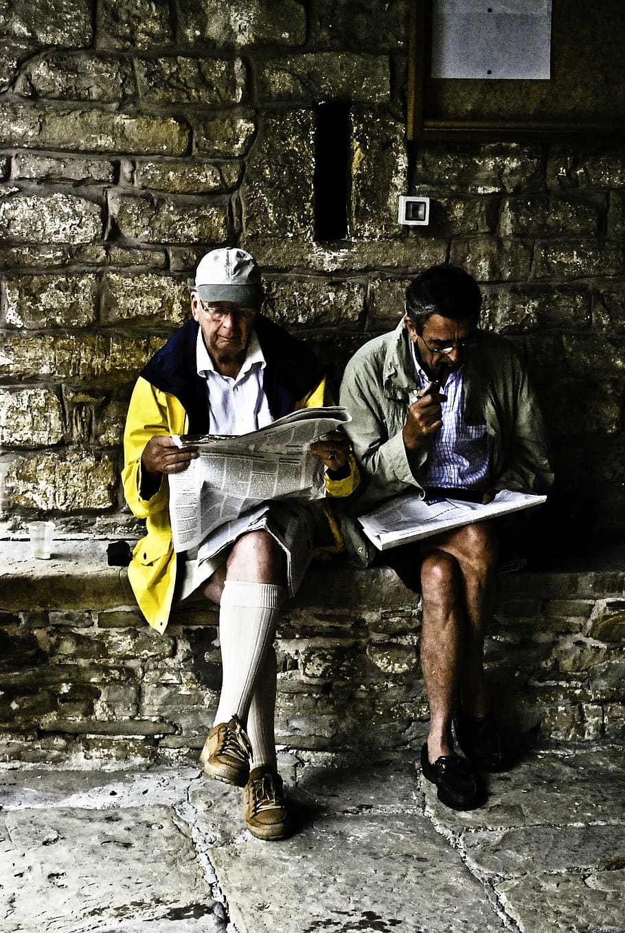 reading, men, newspaper, sitting, pipe, smoking, yellow, man, male, person