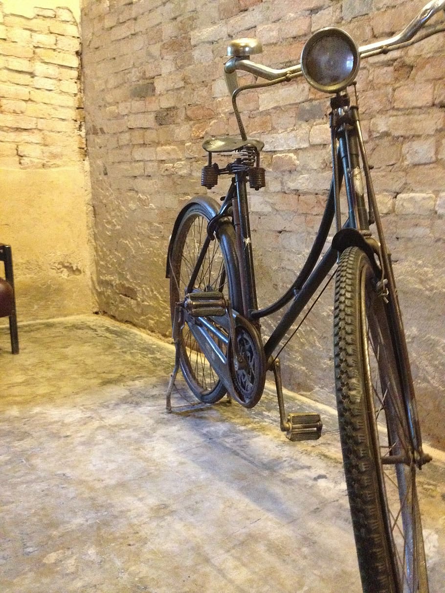 old fashioned exercise bike