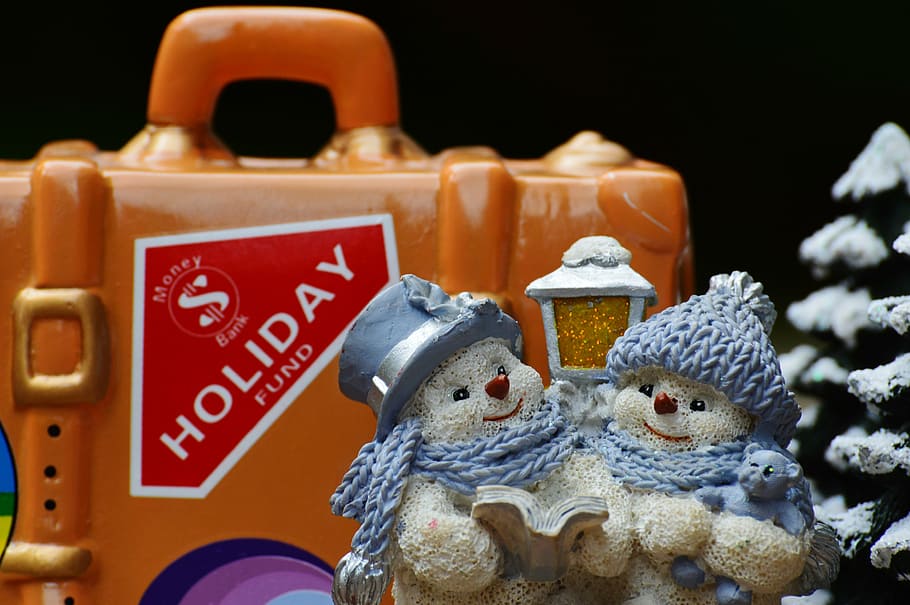 winter holiday, christmas holidays, travel, luggage, winter, snow man, figure, snow, snowmen, wintry