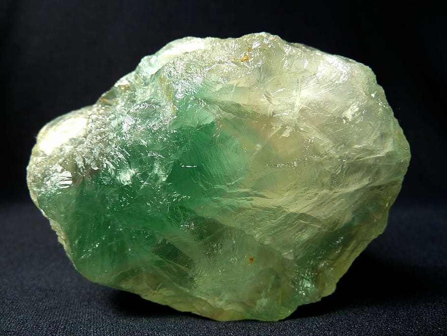 close-up photo, blue, stone, fluorite, fluorspar, glass gloss, green, white, yellow, colorless