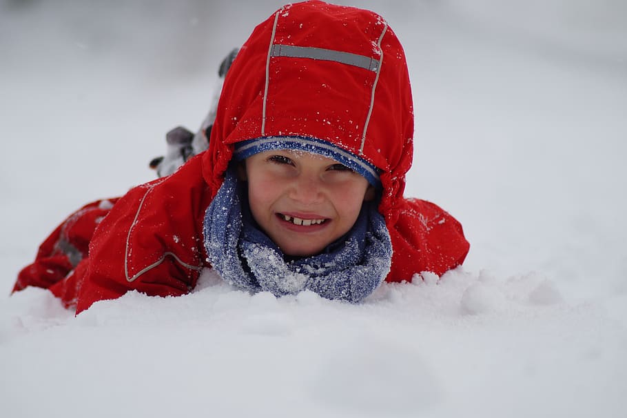 girl, red, snowsuit, lying, snow, child, winter, trip, family, snowflake