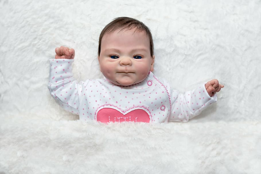 doll, baby doll, artist doll, baby, sweet, cute, small, blanket, close, product photography