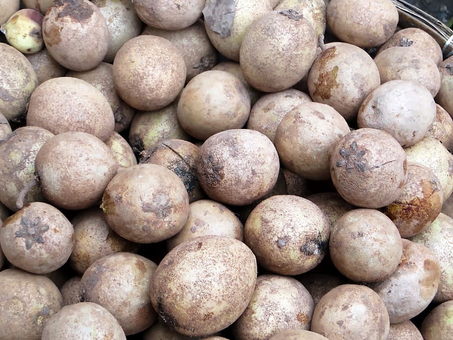 laos-market-longan-fruit.jpg