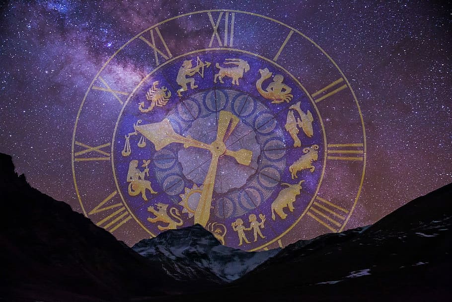 azul, blanco, analógico, reloj, ilustración, arriba, montaña, cielo estrellado, signo del zodiaco, marcar oro