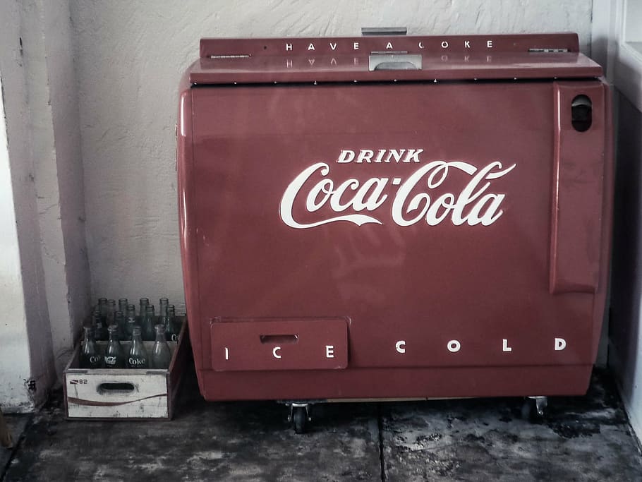 red, coca-cola vending machine, white, wall, brown, coca, cola, freezer, cooler, oldschool