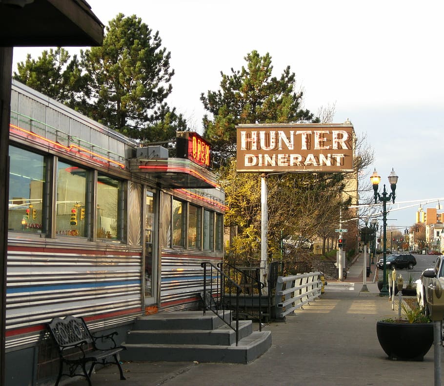 diner, american diner, restaurant, vintage diner, rail car style diner, small town diner, dinerant, small town, food, eating