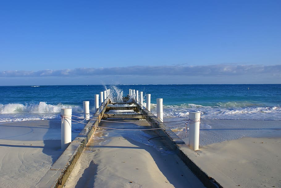 blanco, gris, concreto, muelle, claro, azul, cielo, durante el día, Islas Turcas y Caicos, Playa