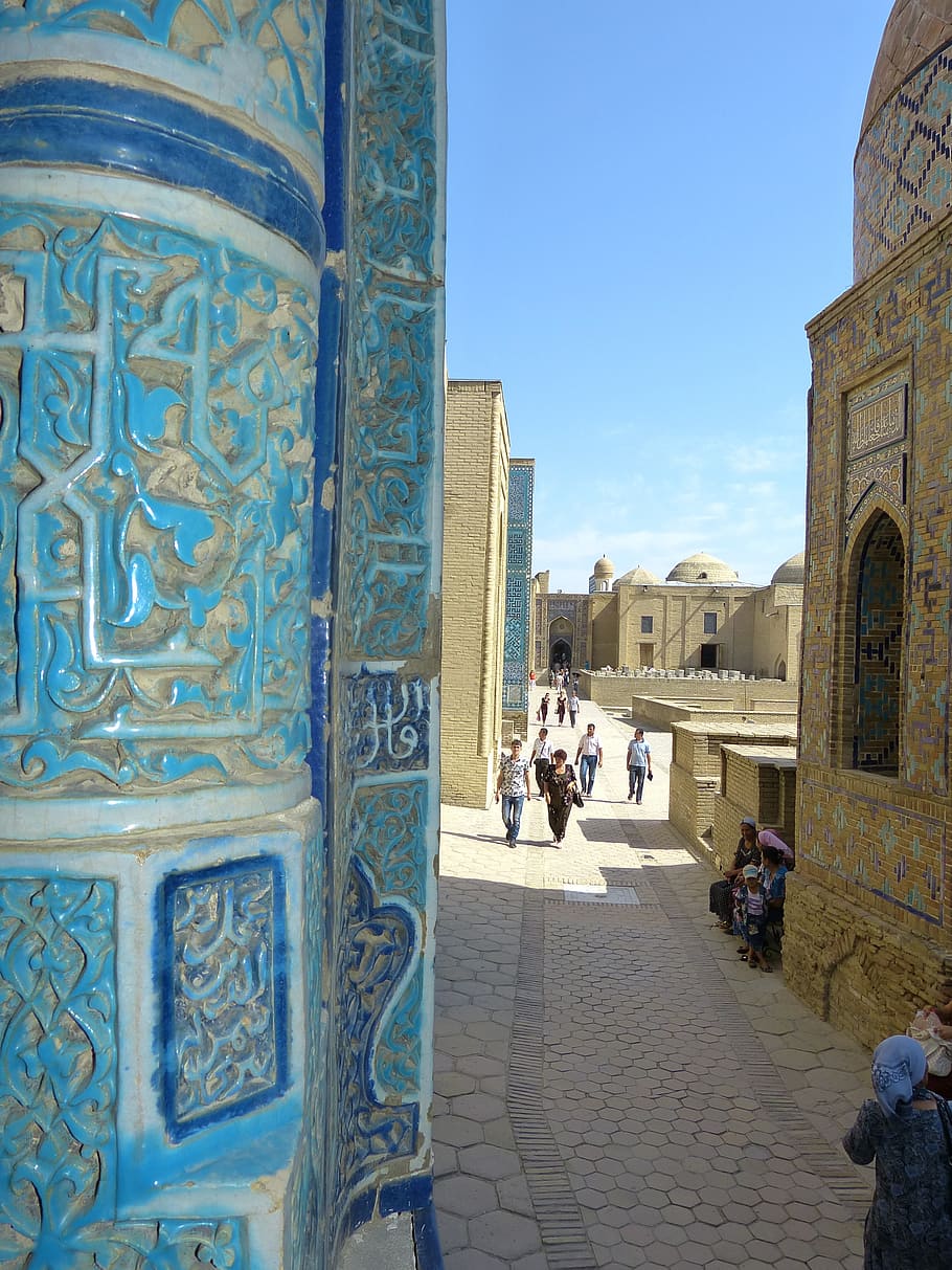 shohizinda, necropolis, samarkand, uzbekistan, mausoleums, mausoleum, architecture, built structure, building exterior, real people