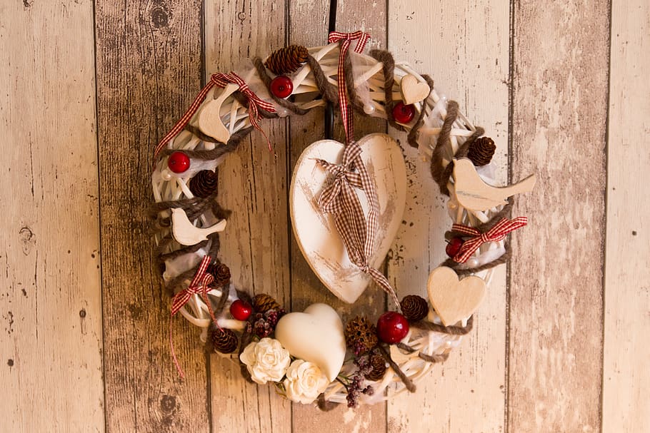 wreath, decoration, heart, vintage, live, set up, wood - material, table, indoors, directly above
