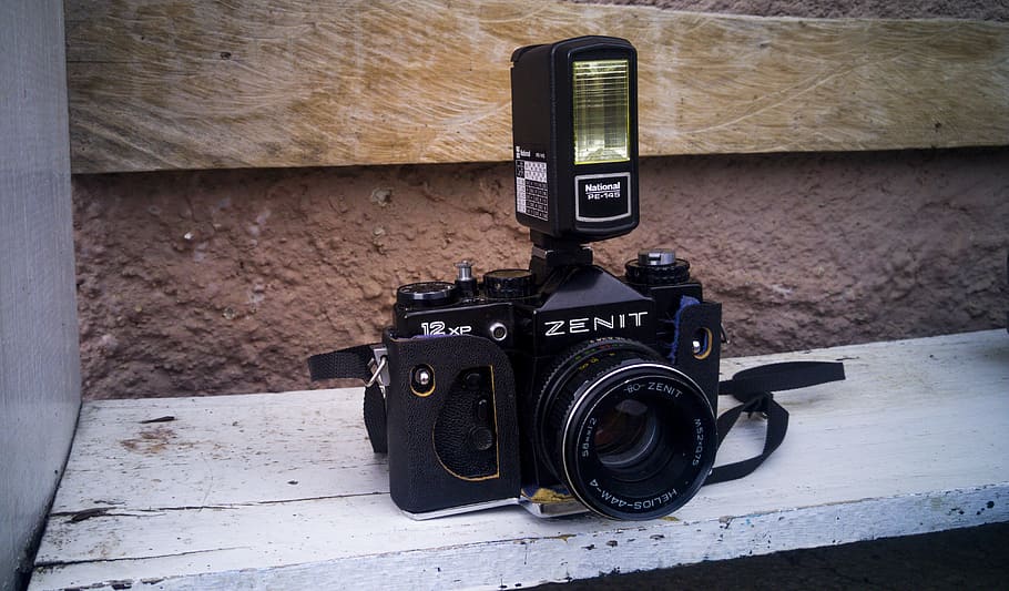 camera, zenit, old, obsolete, lens, technology, photography themes, camera - photographic equipment, photographic equipment, communication