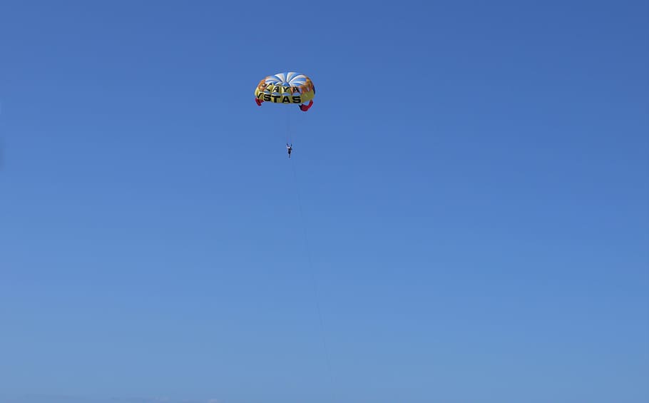 parachute, blue sky, summer, extreme sports, adventure, flying, sky, mid-air, sport, paragliding
