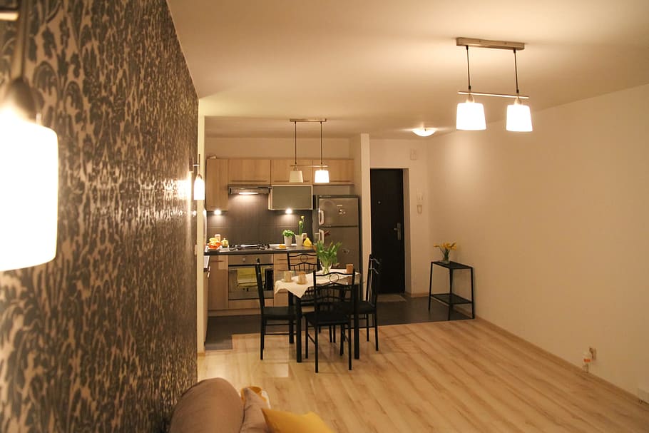 Apartamento, habitación, casa, interior residencial, diseño de interiores, decoración, apartamento confortable, iluminación, cocina, mesa de comedor