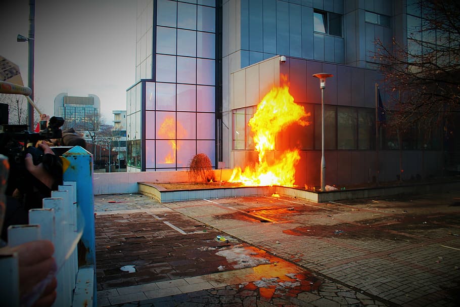 fotografia em lapso de tempo, queima, construção, protesto, vandalismo, motim, perigo, hooligan, pessoa, violência