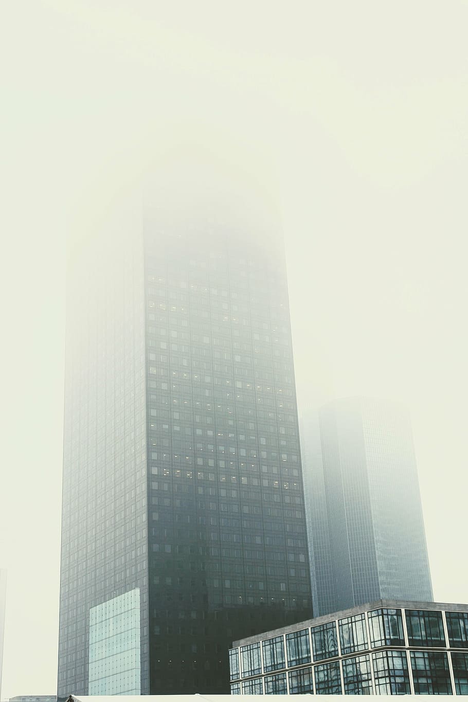 paris, france, facade, architecture, la defense, fog, office buildings, la défense, building, skyscraper