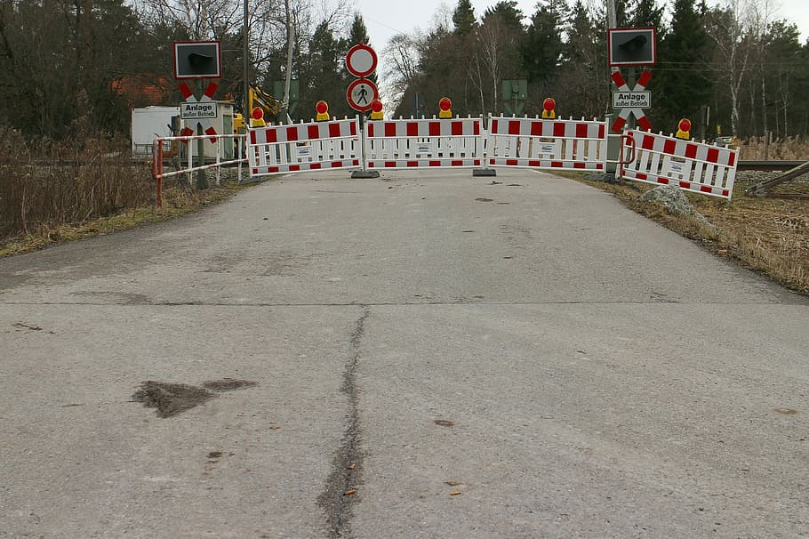 Road, Level Crossing, Barrier, site, bark, attention, warning, stop, demarcation, limit