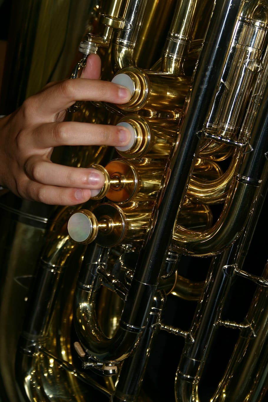 tuba, copper, piston, music, musical instrument, arts culture and entertainment, brass, human hand, musical equipment, playing