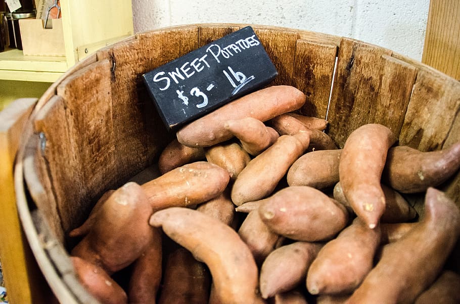 bunch, sweet, potatoes, barrel, sweet potatoes, farmers market, sweet potato, food, market, vegetable