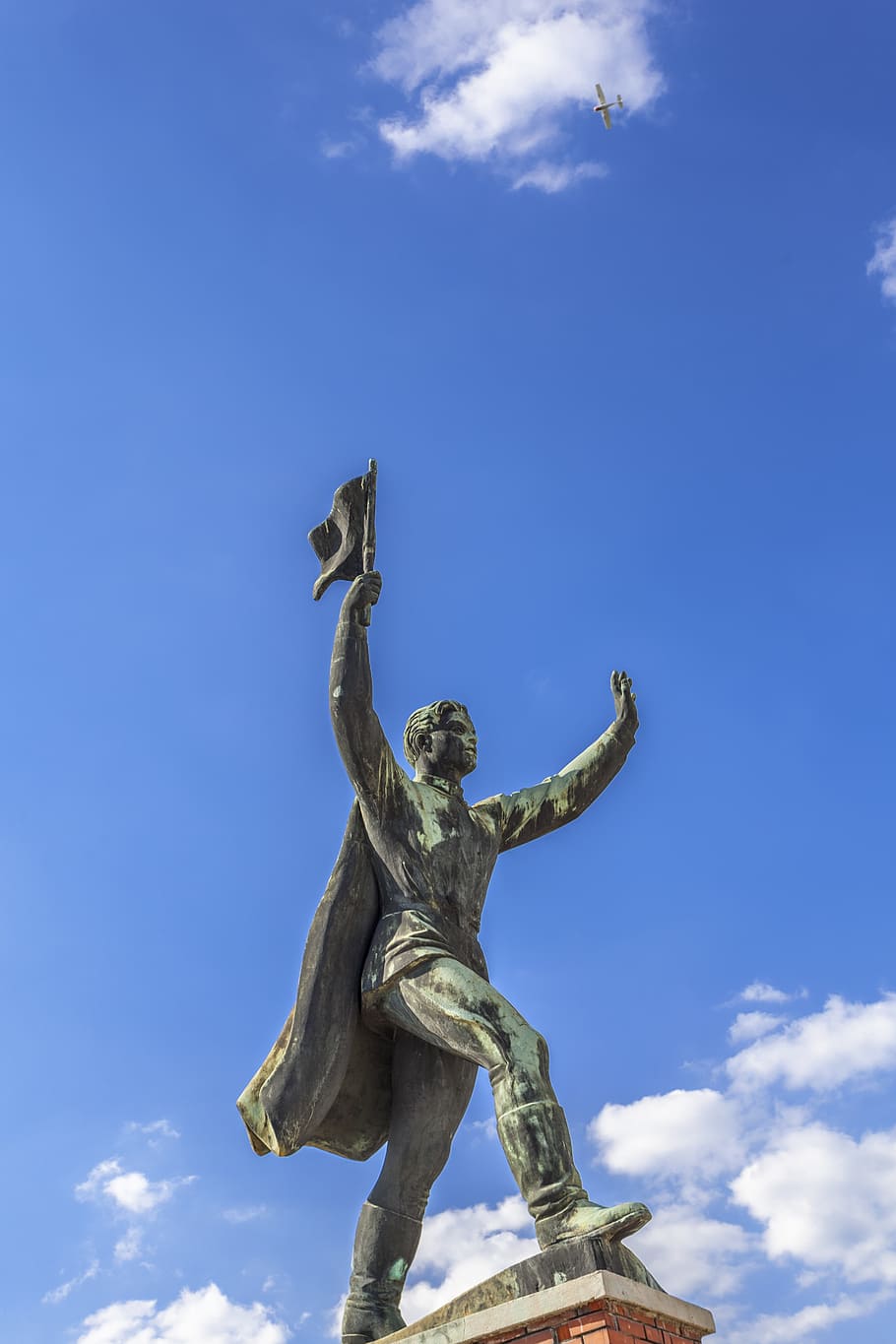 statue, communist, communism, monument, sculpture, history, symbol, revolution, russia, leader