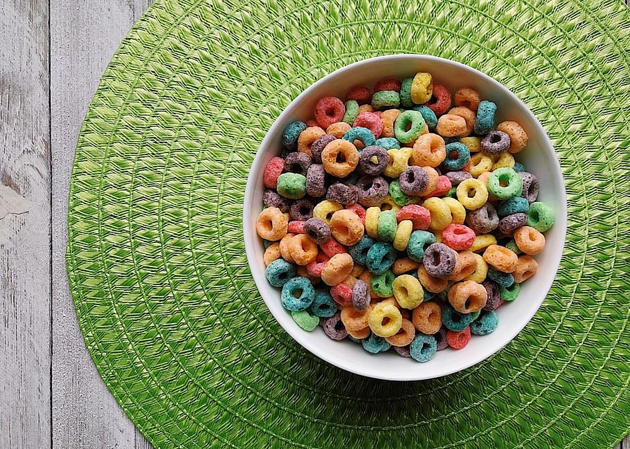 bowl, cereals, top, green, place mat, cereal, fruit loops, colorful, breakfast, breakfast-cereal