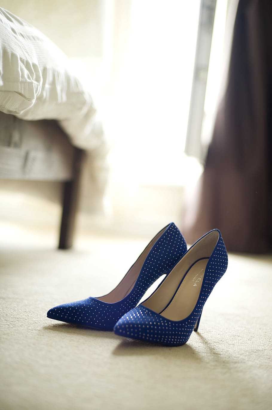 pair, blue-and-beige, polka-dot, leather, pointed-toe, stiletto, pumps, stilettos, shoes, heels