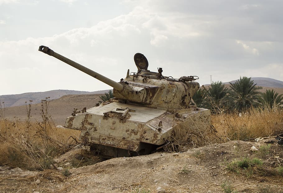 tanque do exército, vale do rio jordânia, guerra de seis dias, tanque destruído, enferrujado, abandonado, equipamento militar, conflito, militar, céu