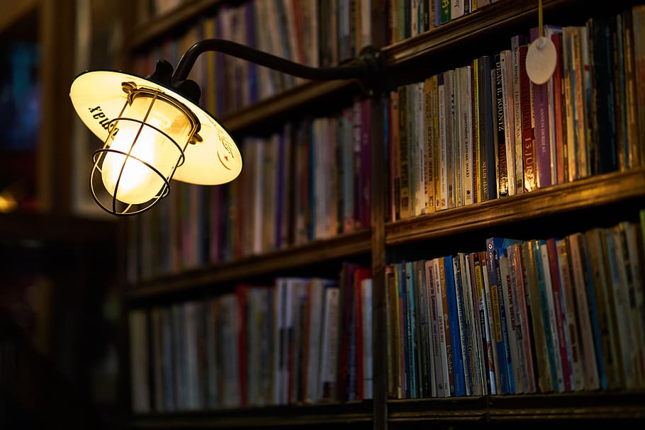 lamp, light, books, library, read, night, romantic, romance, decor, decorative