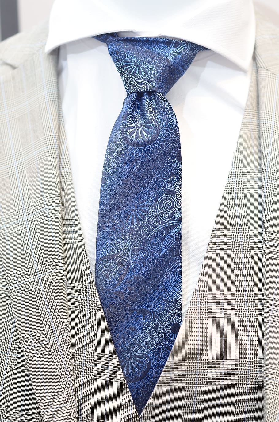 suit, tie, men, clothing, textile, menswear, fashion, well-dressed, business, formalwear