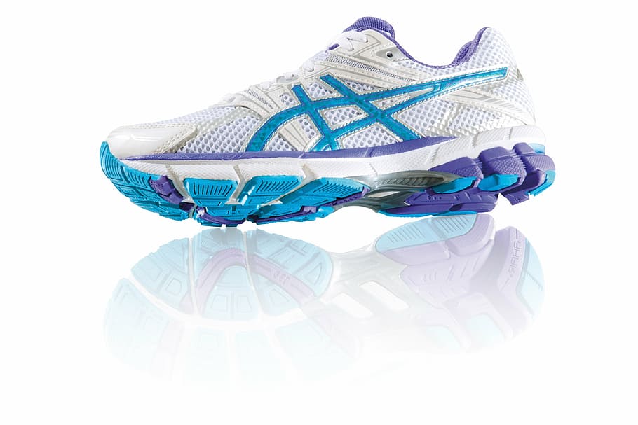 unpaired, white, blue, purple, asics, running, shoe, running shoe, highly functional, run