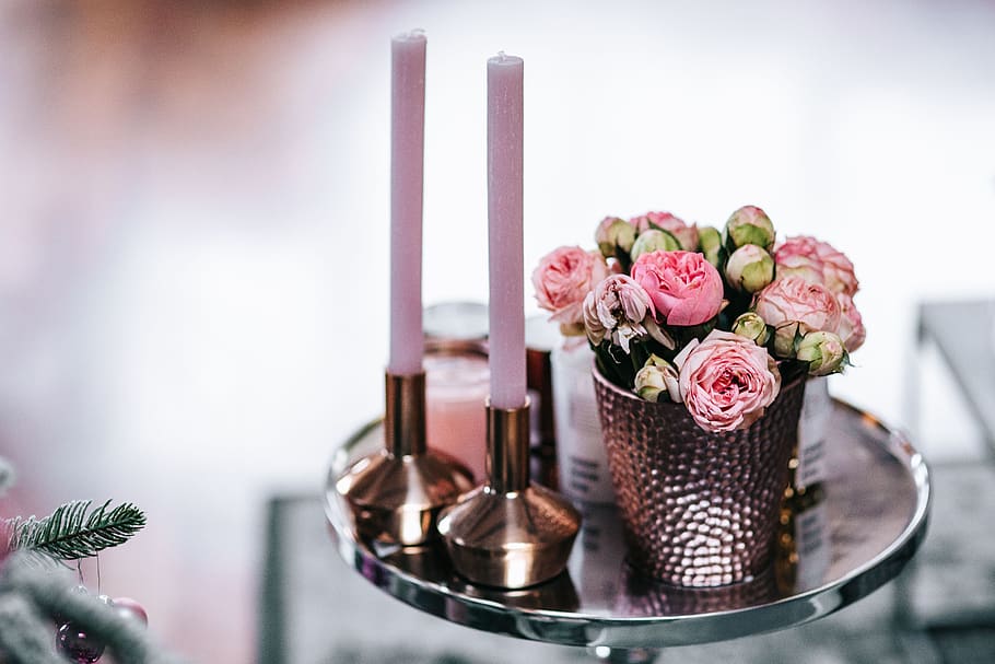christmas, pink christmas, xmas, christmas decoration, candle, candles, pink flowers, gold rose, pastel colors, interior