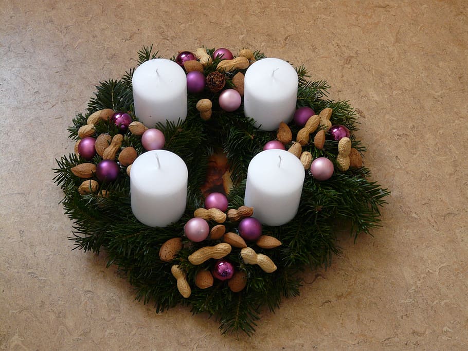 advent wreath, candles, christmas, advent, arrangement, deco, decoration, peanuts, christmas balls, holly