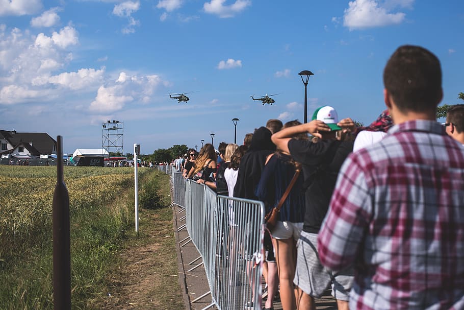 group, people, standing, open, field, control, crowd, fence, festival, fly