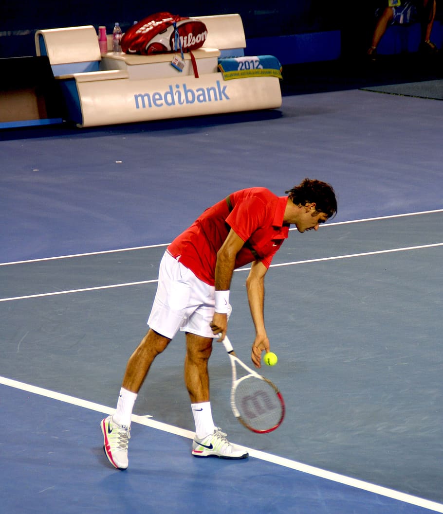 man, picking, tennis ball, roger federer, tennis, tennispieler, australian open, 2012, melbourne, atp