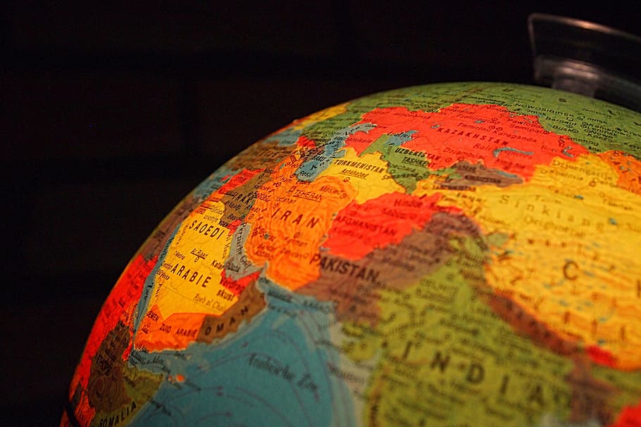 mapa, globo de mesa do Irã, Índia, mesa de Irã, globo, nossa terra, continentes, países, iluminação, lâmpada