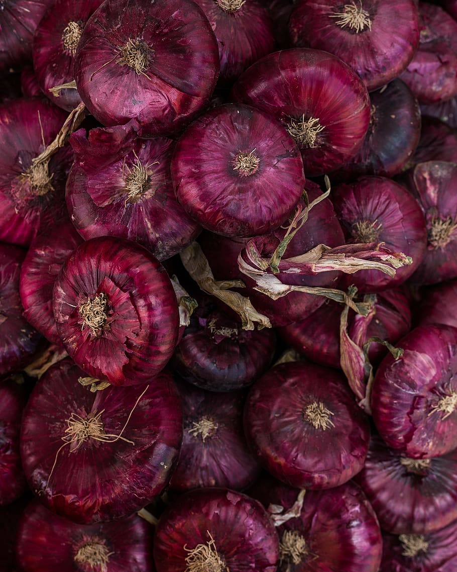 red onions, onion, red onion, crimean onion, vegetables, market, food, products, nutrition, top view