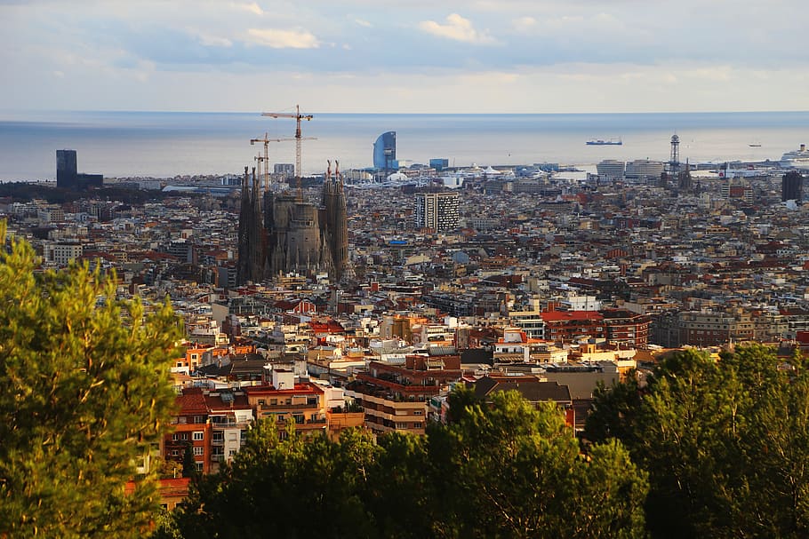Vista de área, ciudad, durante el día, España, Cataluña, Barcelona, ​​Viajes, arquitectura, panorama, mar
