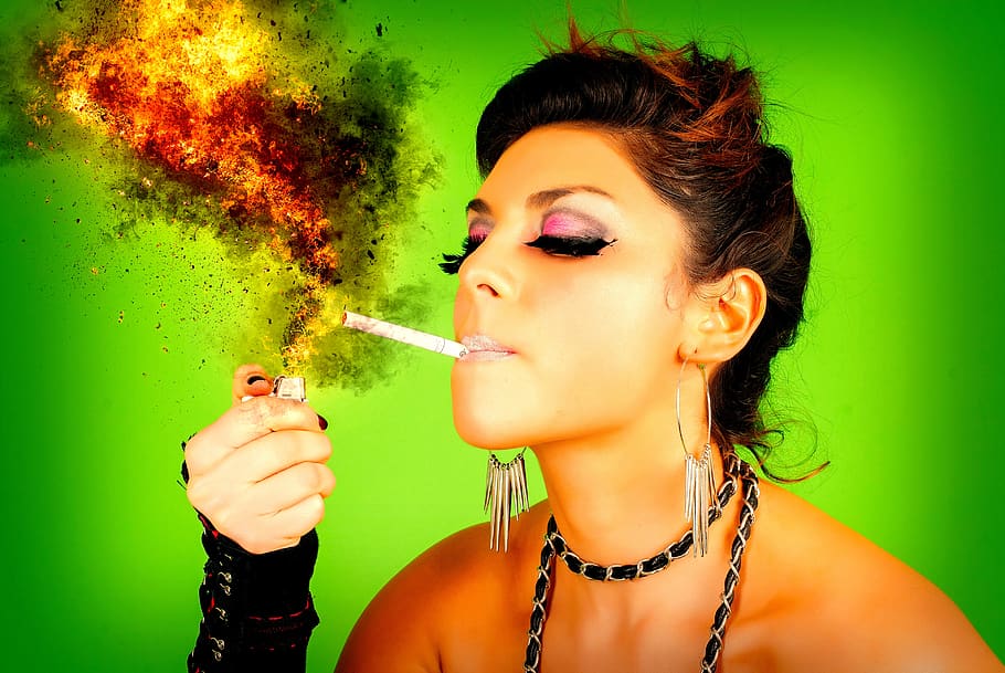 mujer, cabeza, fumar, cigarrillo, fuego, llama, explosión, cara, humano, retrato