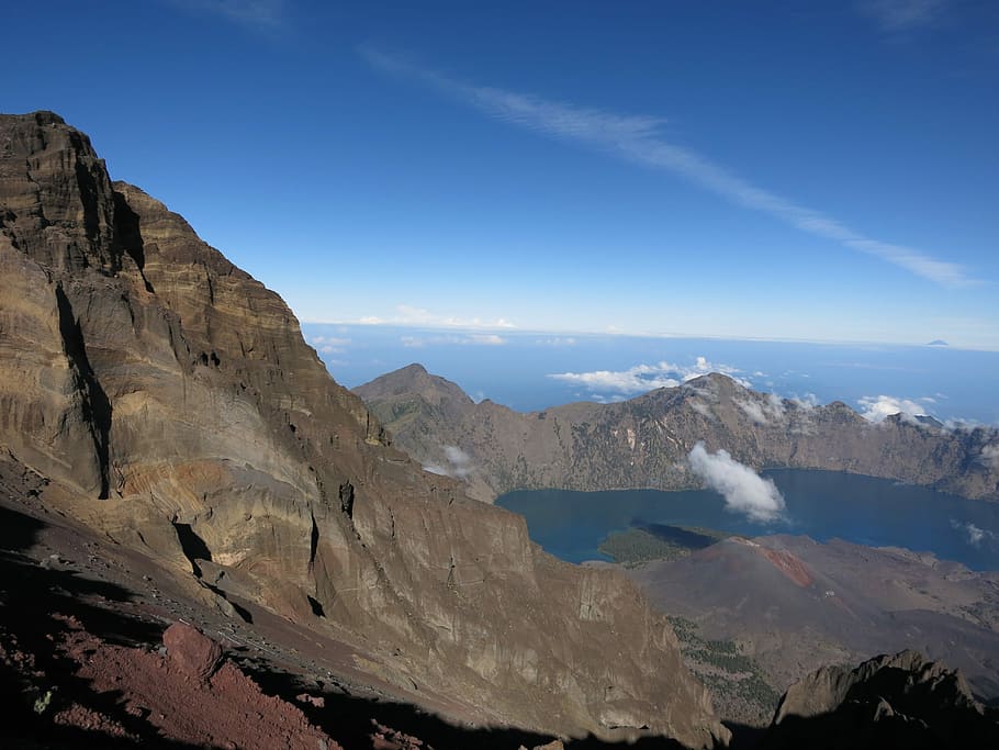 aerial, photography, brown, mountain, daytime, Rinjani, Segara Anak, Crater Lake, segara anak lake, crater