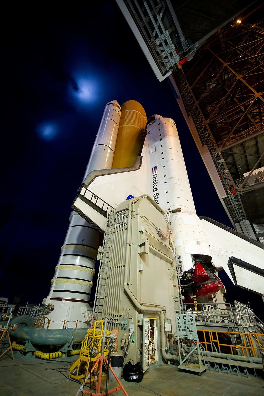 white, black, rocket, inside, building, atlantis space shuttle, rollout, launch pad, pre-launch, astronaut
