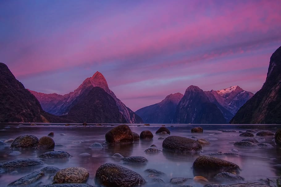 brown, mountain, surrounded, body, water, landscape, nature, milford sounds, rocks, sunset