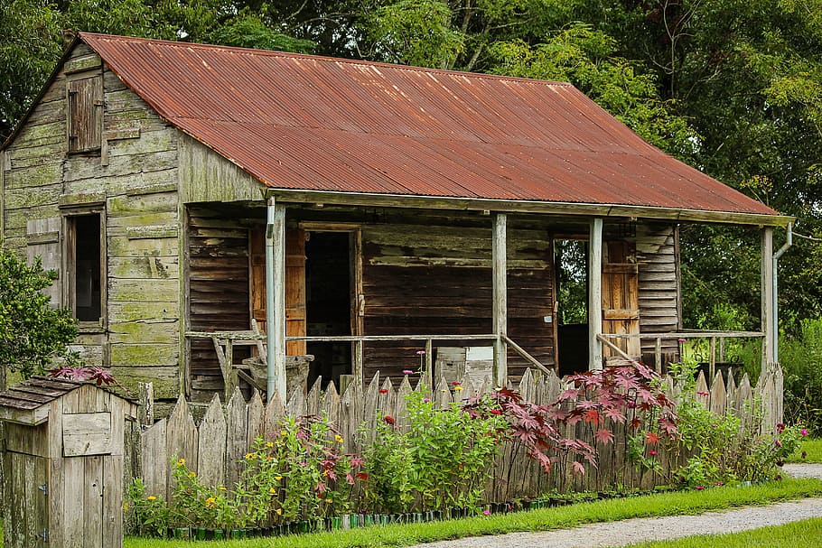 brown, gray, house, slave cabin, laura plantation, louisiana, slave house, slavery, southern plantation slave home, built structure