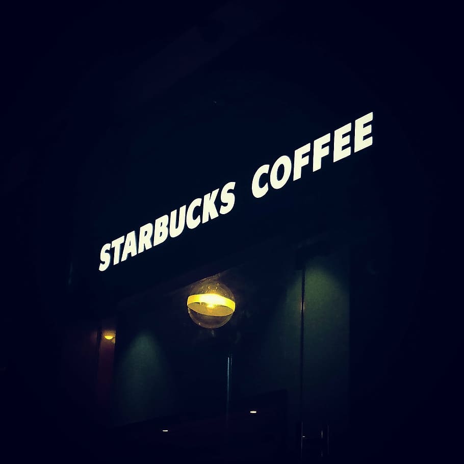 signage neon kopi starbucks, starbucks, kopi, toko, restoran, bersantai, dinginkan, gelap, malam, teks