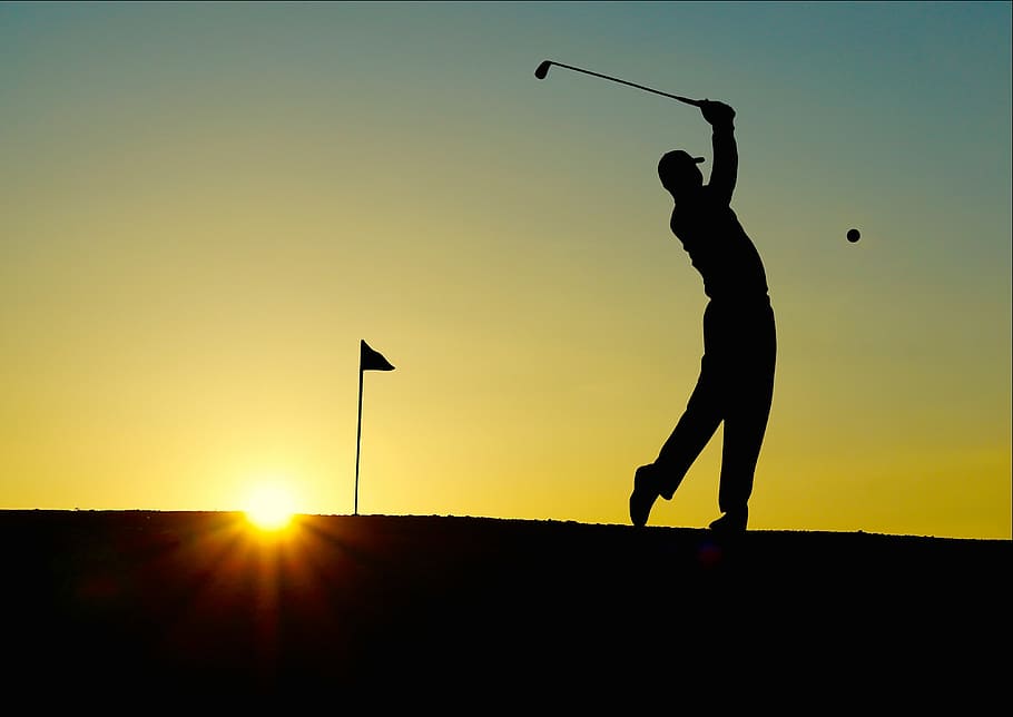 silhueta, homem, jogando, golfe, pôr do sol, esporte, jogador de golfe, morcego, einlochfahne, ao ar livre