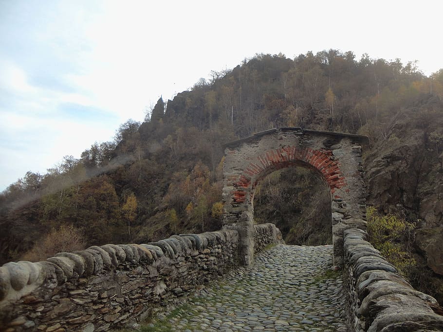 bridge, stone, ancient, stone bridge, river, mountain, arc, river floodgates, valleys of lanzo, devil's bridge