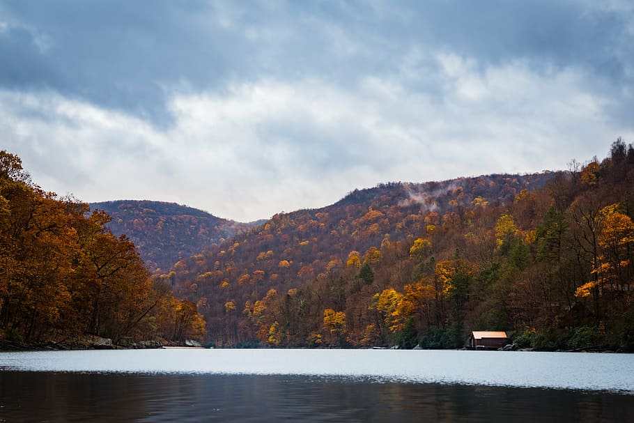 landscape photography, body, water, mountains, trees, forest, lake, house, autumn, landscape